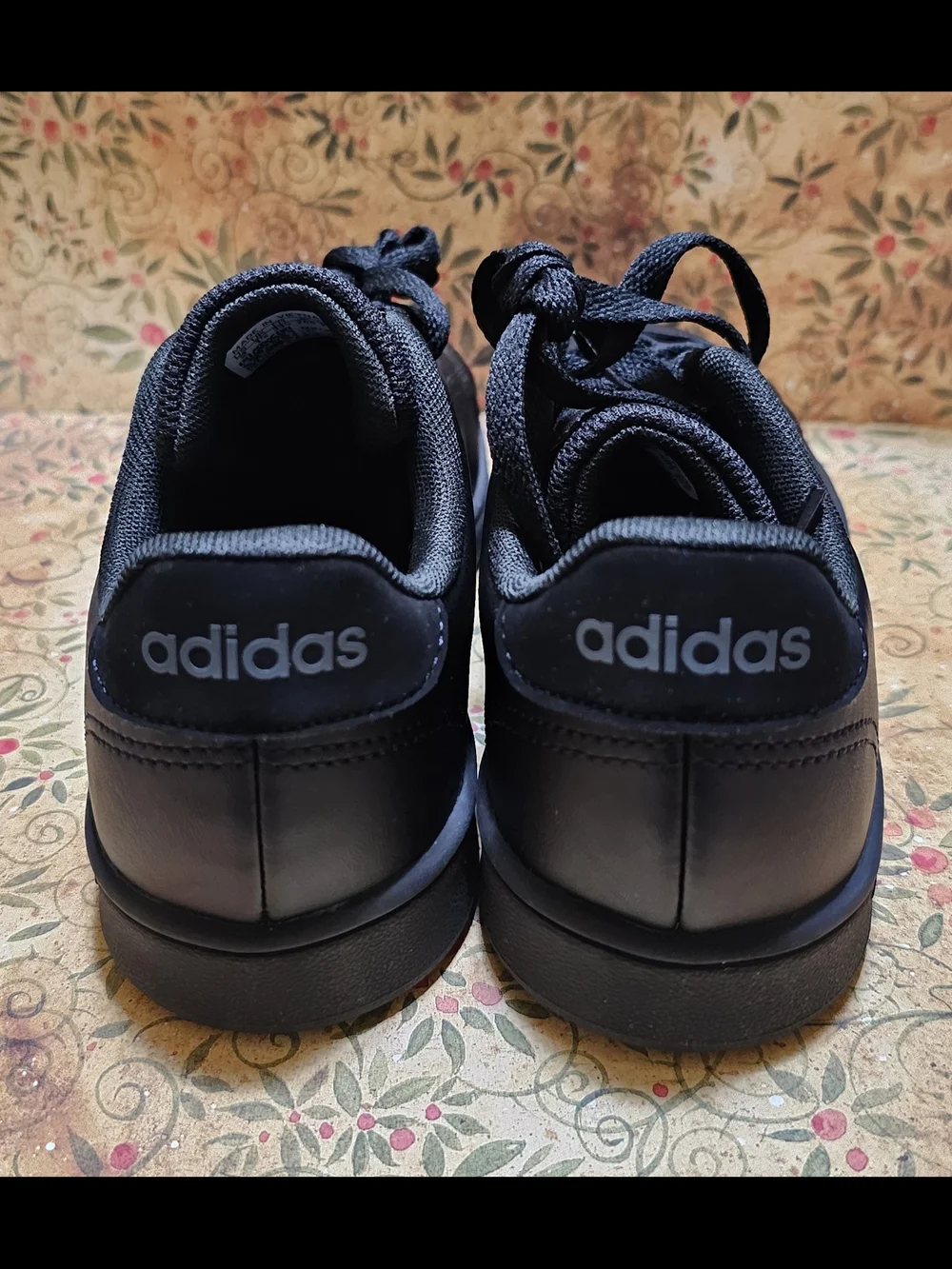 Adidas Kids Advantage K Black Low-Top Lace-Up Sneakers - Picture 2 of 8